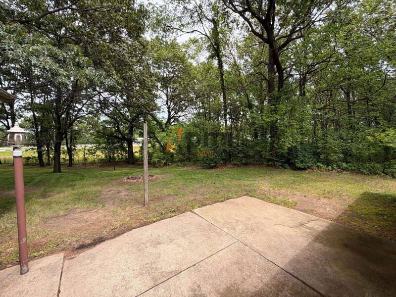 Apartment for rent at 5370 - 5372 Plaza Ave, Portage, IN 46368
