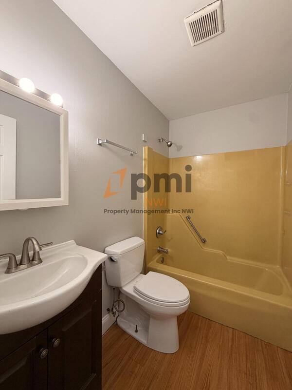 Apartment for rent at 5370 - 5372 Plaza Ave, Portage, IN 46368
