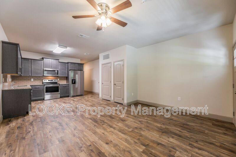 House for rent at 509 Eureka St #200, Weatherford, TX 76086