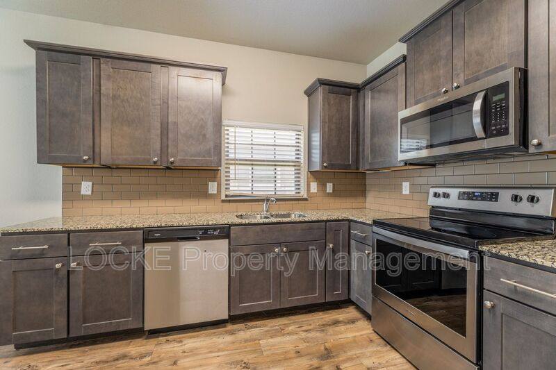 House for rent at 509 Eureka St #200, Weatherford, TX 76086