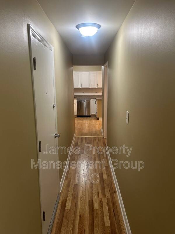 Apartment for rent at 6606 W 64th Place #1A, Chicago, IL 60638
