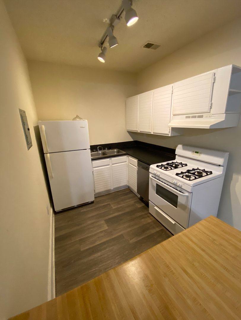 Apartment for rent at 788- 800 Greenwood Ave NE, Atlanta, GA 30306
