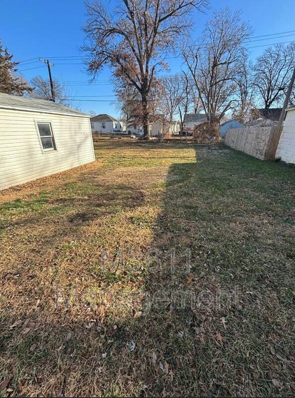 House for rent at 1736 N 24th St, Lincoln, NE 68503