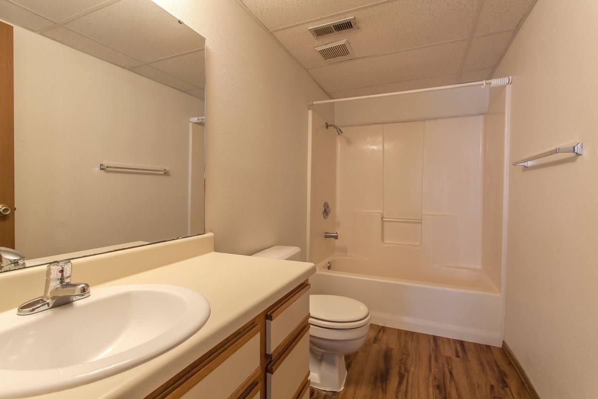Apartment for rent at 1030 E Walnut St, Springfield, MO 65806
