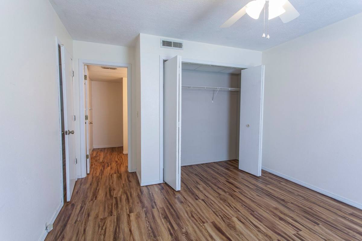 Apartment for rent at 1030 E Walnut St, Springfield, MO 65806