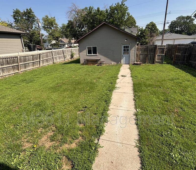House for rent at 2820 S St, Lincoln, NE 68502