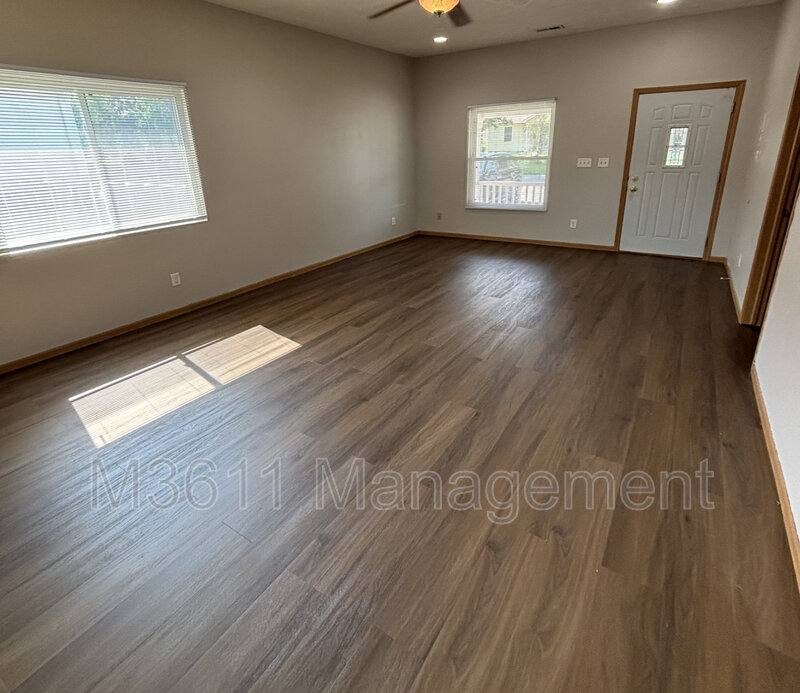 House for rent at 2820 S St, Lincoln, NE 68502