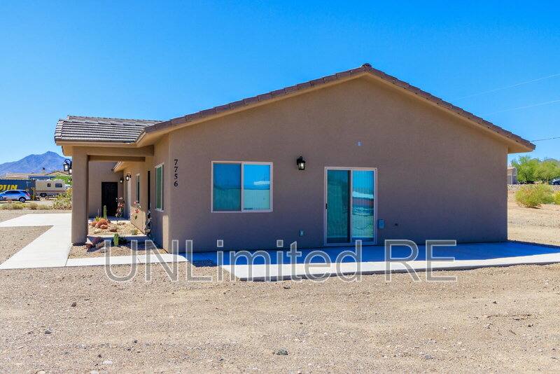 House for rent at 7756 Sierra Vista Dr, Lake Havasu City, AZ 86404