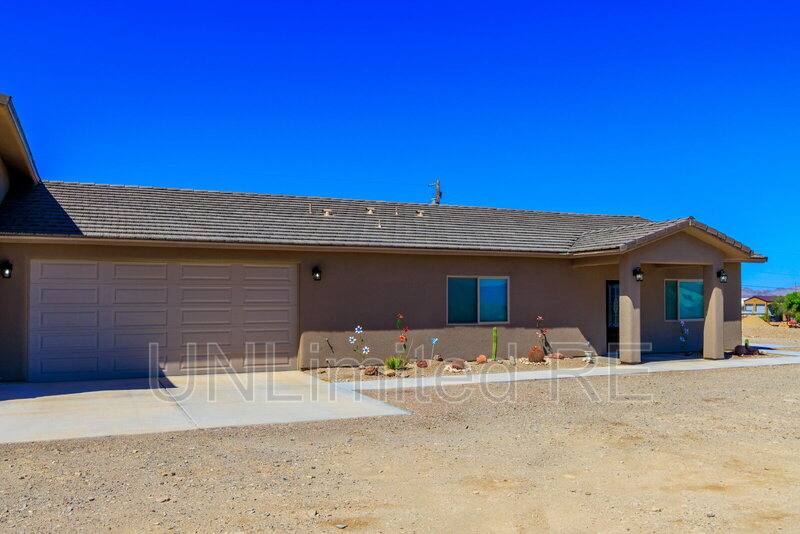 House for rent at 7756 Sierra Vista Dr, Lake Havasu City, AZ 86404