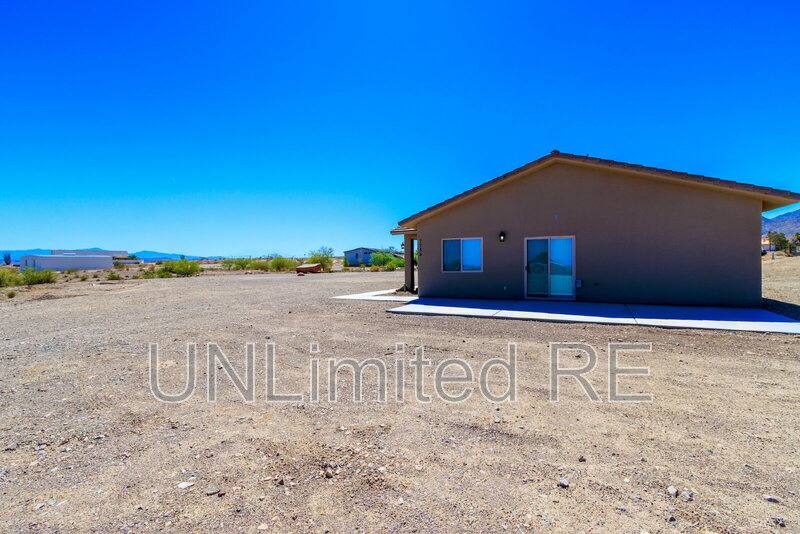 House for rent at 7756 Sierra Vista Dr, Lake Havasu City, AZ 86404