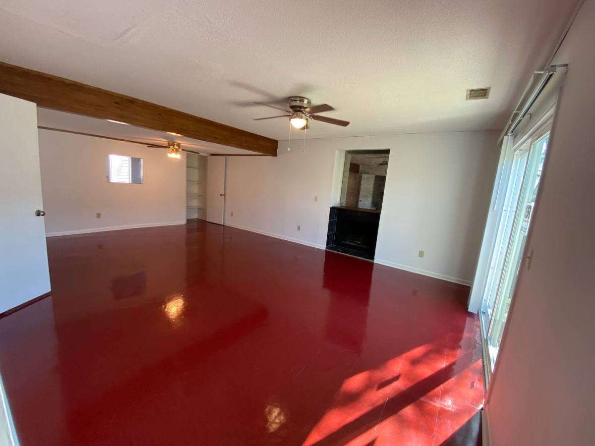 Townhouse for rent at 727 S Main St, Hinesville, GA 31313