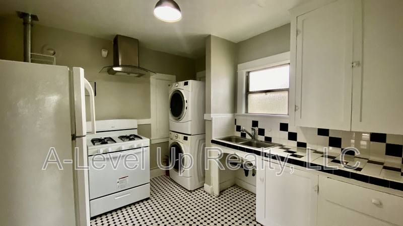 House for rent at 302 N Euclid Ave #1, Tucson, AZ 85719