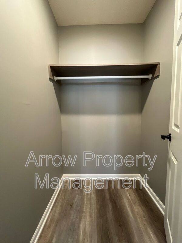 Apartment for rent at 1730 G St #11, Lincoln, NE 68508