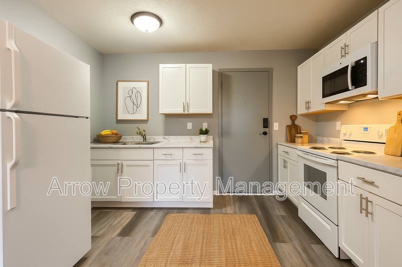 Apartment for rent at 1730 G St #11, Lincoln, NE 68508