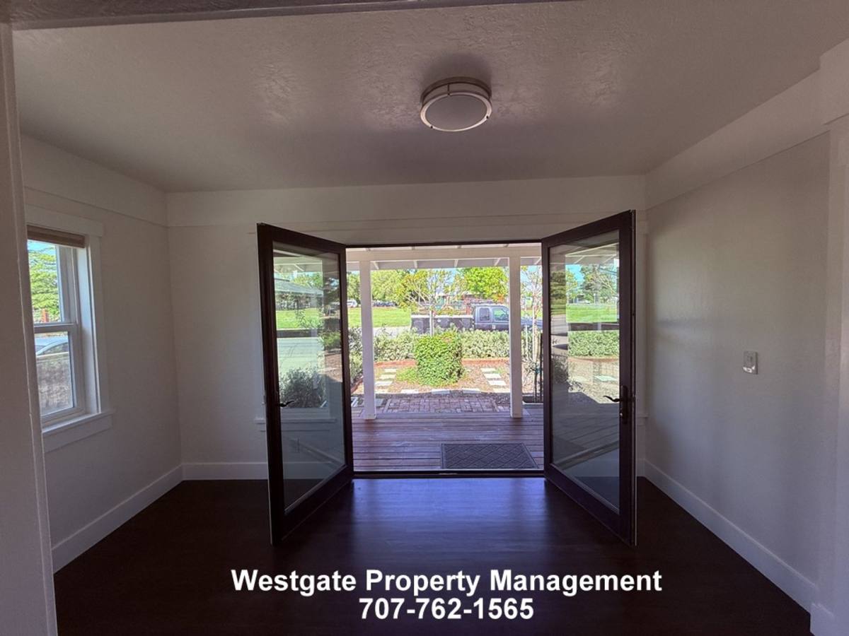 Apartment for rent at 220 Payran St, Petaluma, CA 94952