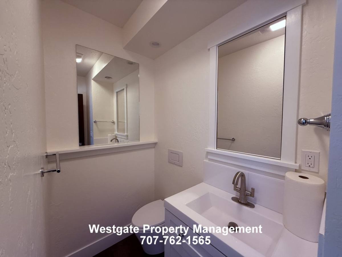 Apartment for rent at 220 Payran St, Petaluma, CA 94952