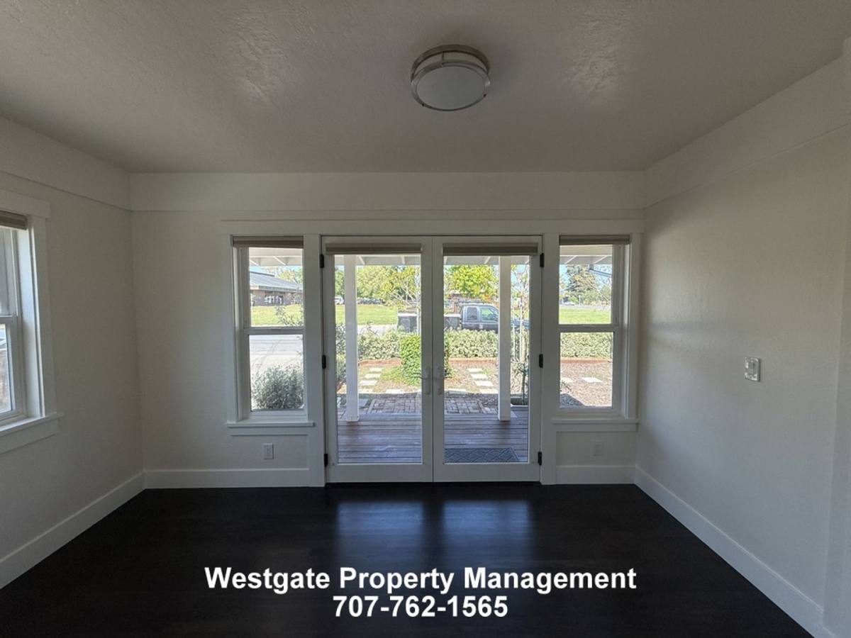 Apartment for rent at 220 Payran St, Petaluma, CA 94952