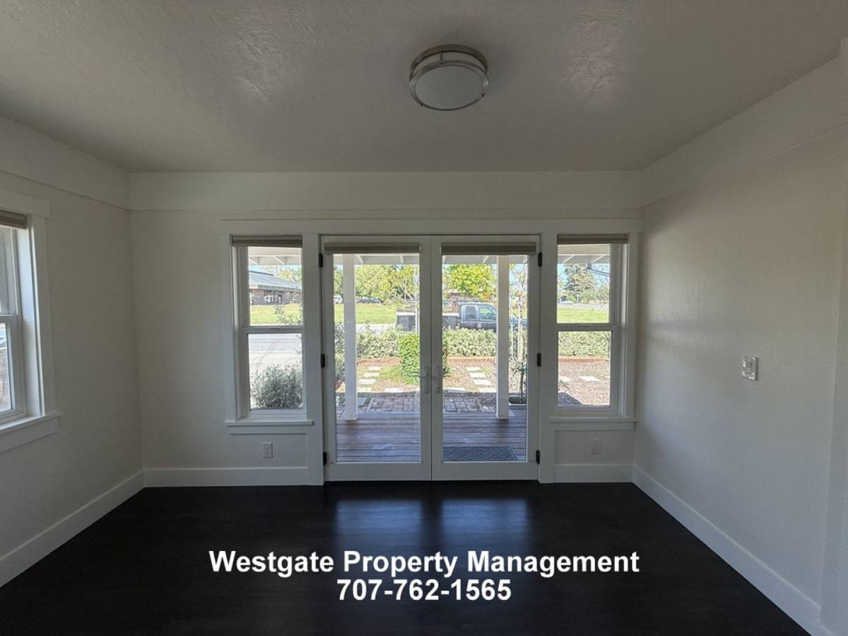 Apartment for rent at 220 Payran St, Petaluma, CA 94952