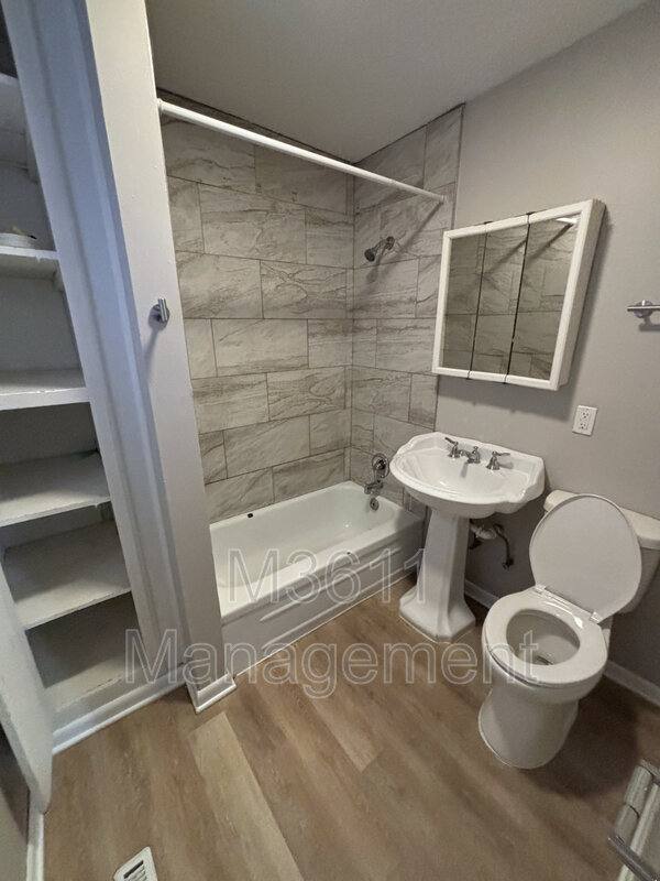 Apartment for rent at 911 Washington #3, Lincoln, NE 68508