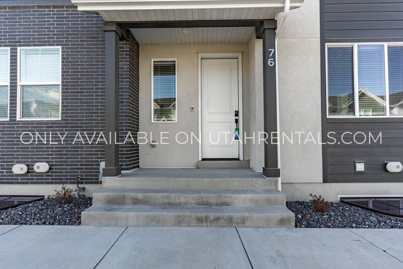 Townhouse for rent at 76 S Moonlit Rd, Mapleton, UT 84664