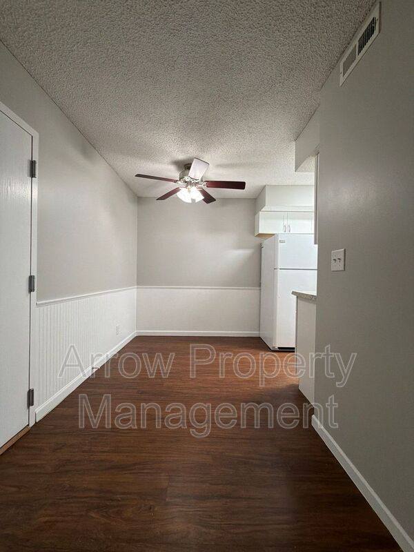 Apartment for rent at 3405 Holdrege St #308, Lincoln, NE 68503