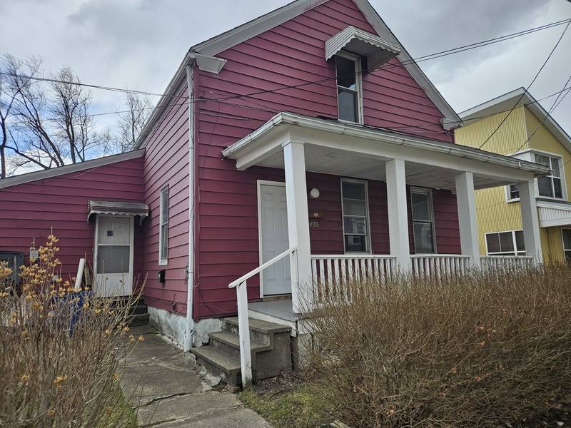 Apartment for rent at 7040 Roy Ave #DOWN, Cleveland, OH 44104
