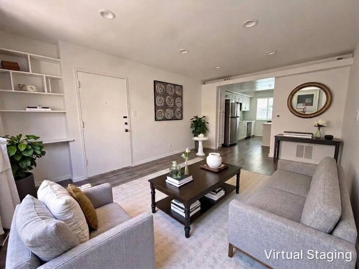 Apartment for rent at 149 S Spalding Dr, Beverly Hills, CA 90212