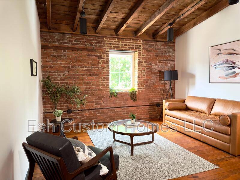 Apartment for rent at 437 W Grant St #302, Lancaster, PA 17603