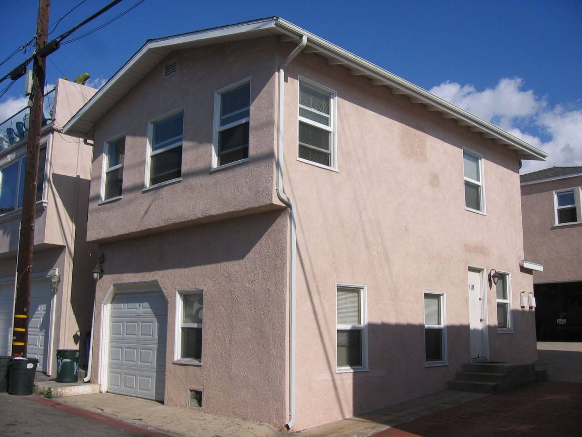Apartment for rent at 921 Monterey Blvd, Hermosa Beach, CA 90254