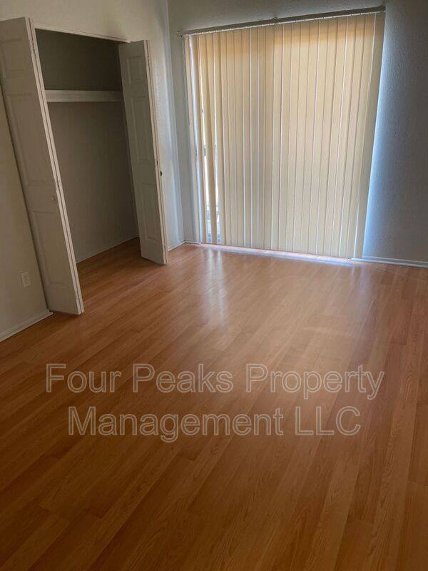 House for rent at 2813 E Paradise Lane #201, Phoenix, AZ 85032