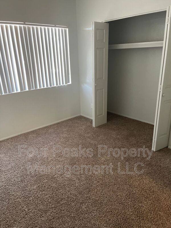 House for rent at 2813 E Paradise Lane #201, Phoenix, AZ 85032