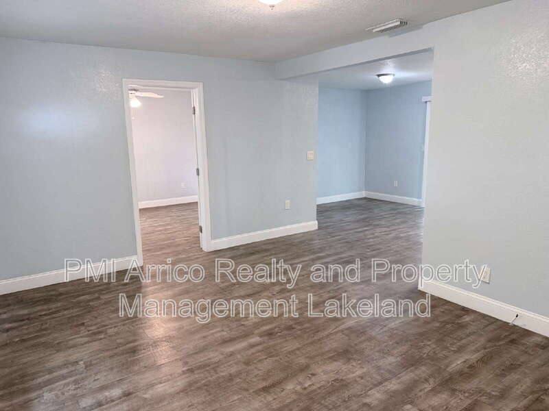 House for rent at 815 N Davis Ave, Lakeland, FL 33815