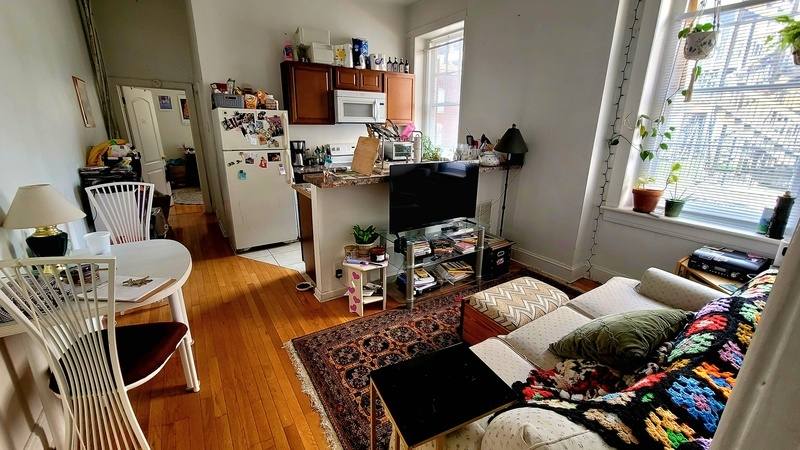 Apartment for rent at 421 W Grace St #101, Richmond, VA 23220