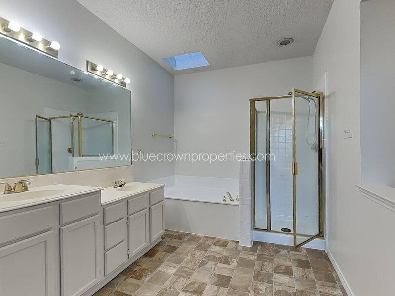 House for rent at 1409 Post Oak Dr, Rowlett, TX 75089