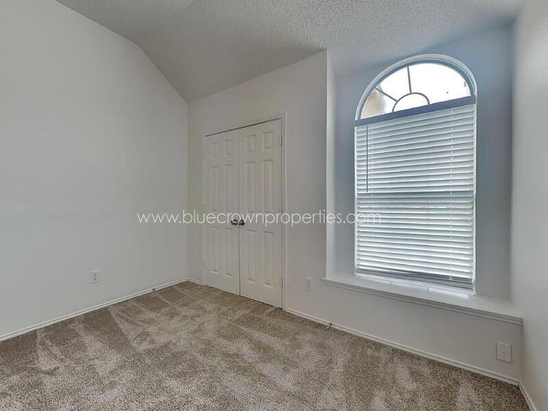 House for rent at 1409 Post Oak Dr, Rowlett, TX 75089