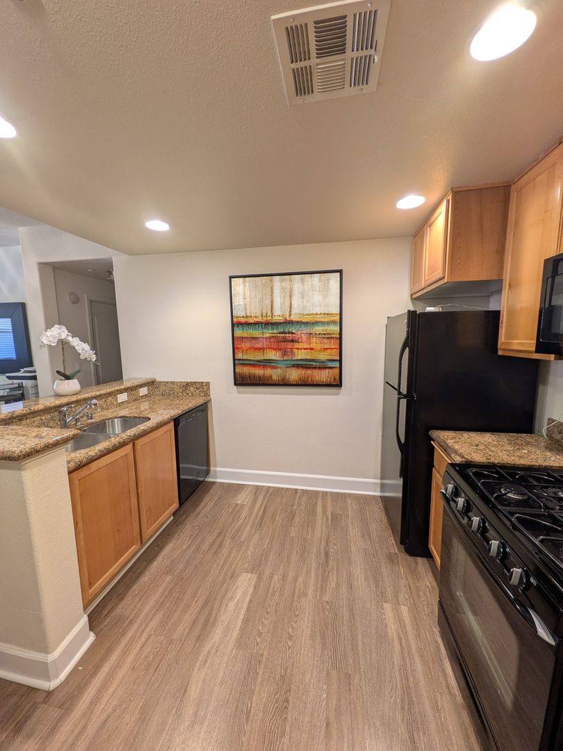Apartment for rent at 1501 Secret Ravine Parkway, Roseville, CA 95661