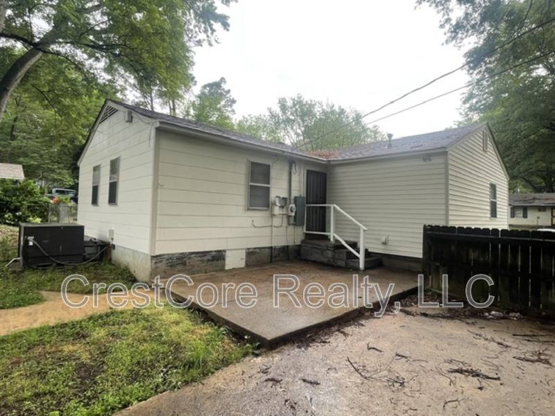 House for rent at 3547 Randolph St, Memphis, TN 38127