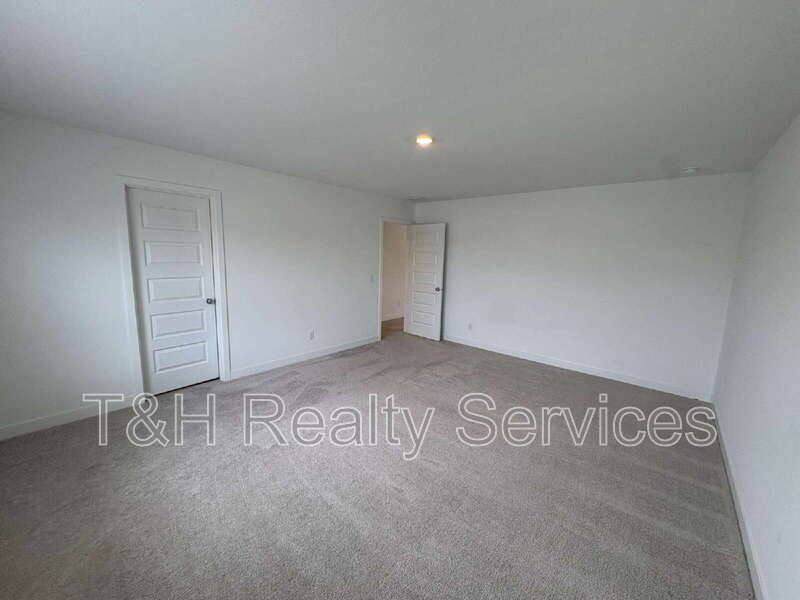 House for rent at 6831 Orchard Run Circle, Whitestown, IN 46075