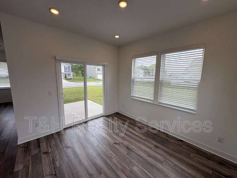 House for rent at 6831 Orchard Run Circle, Whitestown, IN 46075