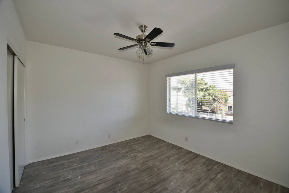 Apartment for rent at 24913-24925-24933 Walnut St, Newhall, CA 91321