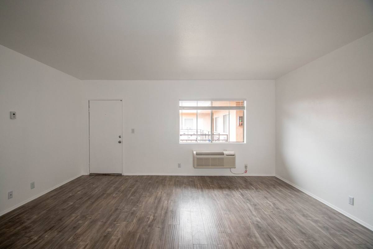 Apartment for rent at 24913-24925-24933 Walnut St, Newhall, CA 91321