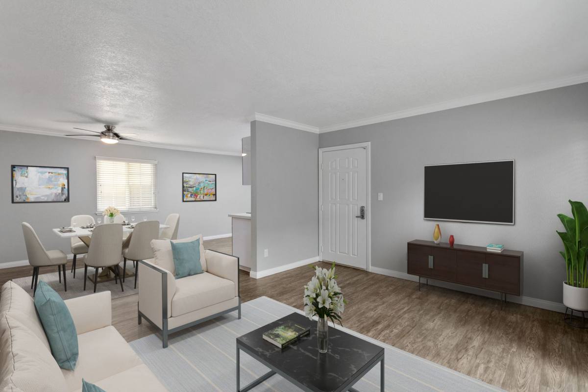 Apartment for rent at 13884 Euclid Ave, Garden Grove, CA 92843
