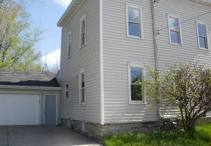 1918 E John St, Appleton, WI 54915 - House for Rent - Image 1