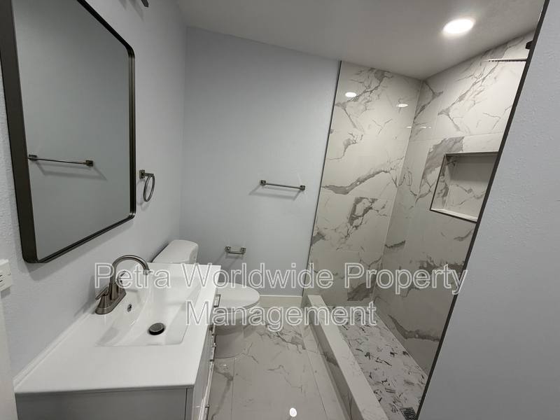 House for rent at 131 W Atwater Ave #1, Eustis, FL 32726