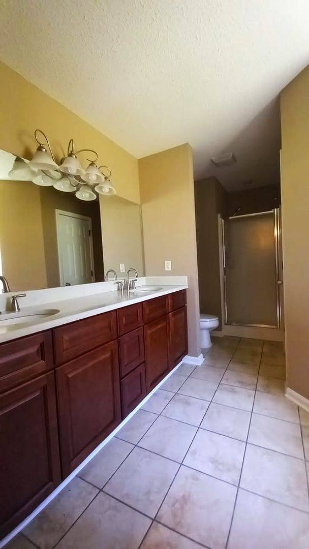 House for rent at 2225 Redwood Dr, Benton, AR 72015