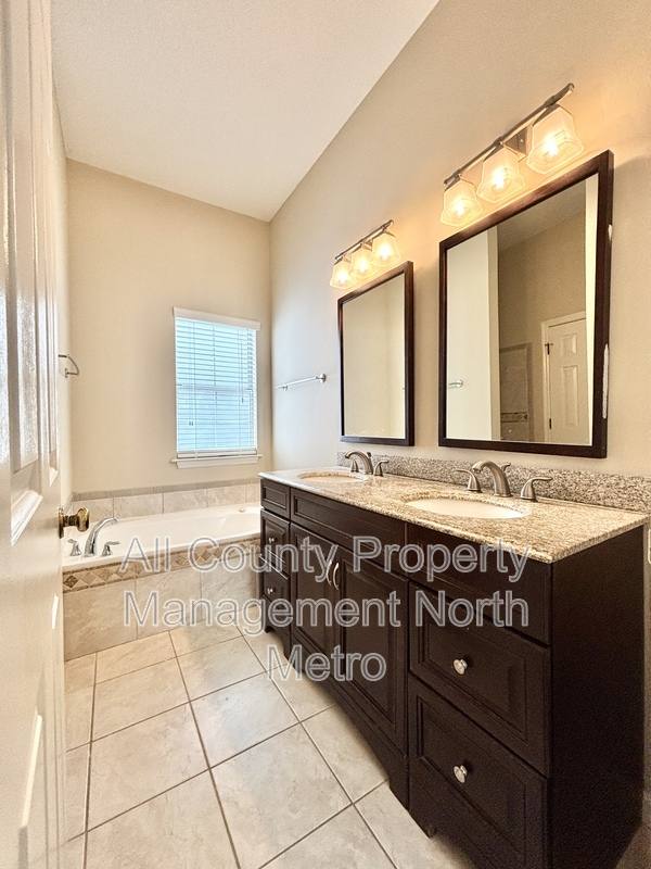 House for rent at 2730 Ashbury Point Lane, Marietta, GA 30066