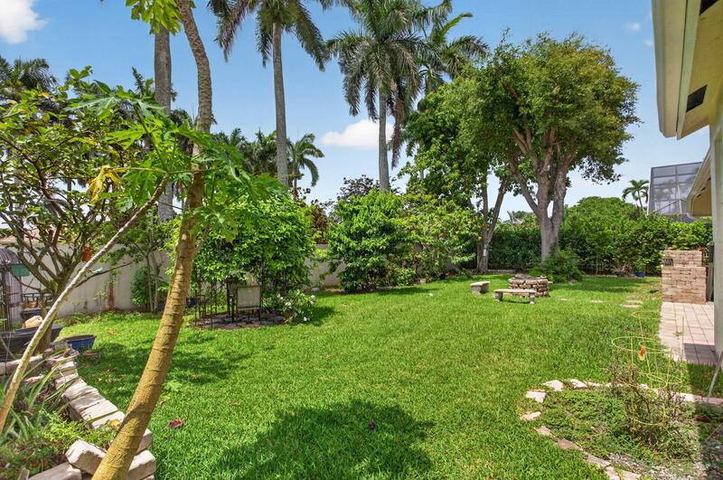 House for rent at 10027 Umberland Place, Boca Raton, FL 33428