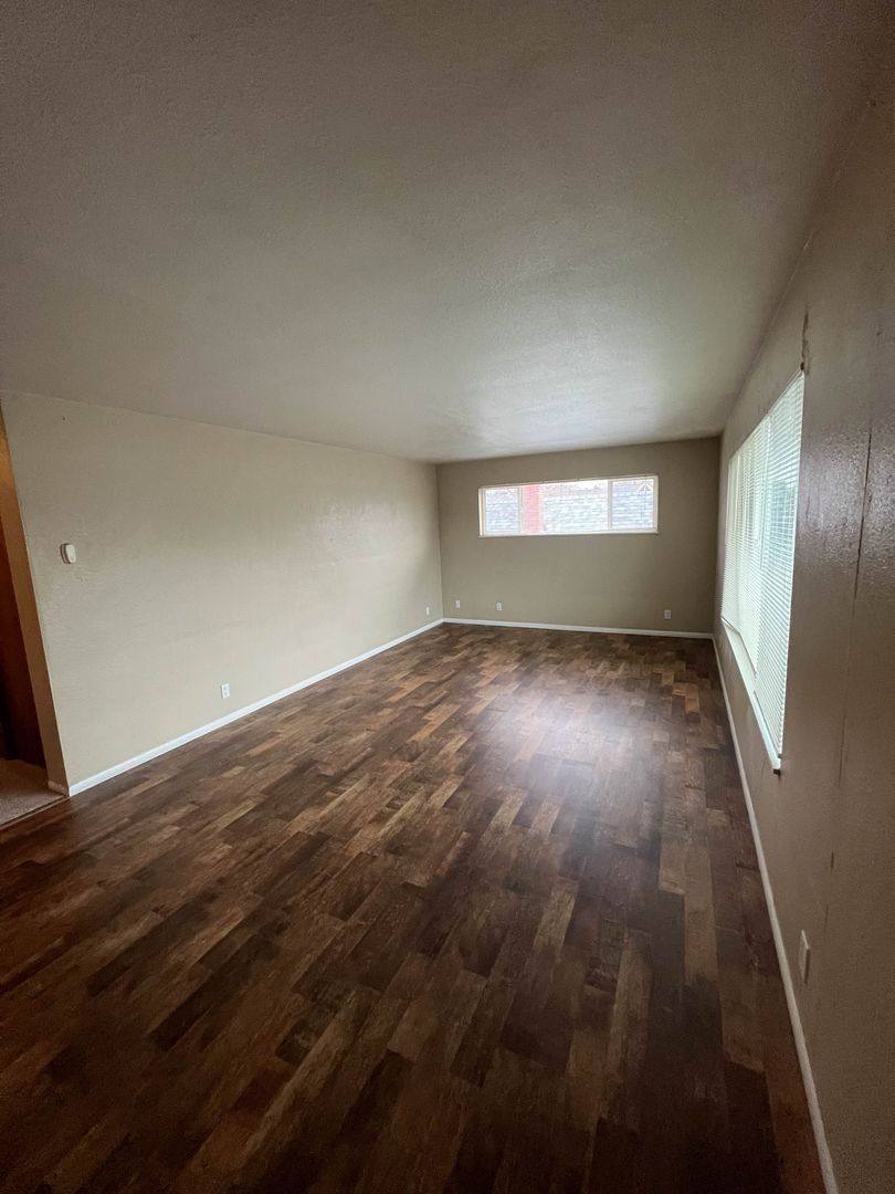 Townhouse for rent at 420 E 18th Ave, Eugene, OR 97401