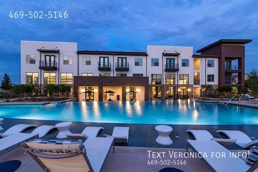 Apartment for rent at 850 Greenside Dr, Richardson, TX 75080