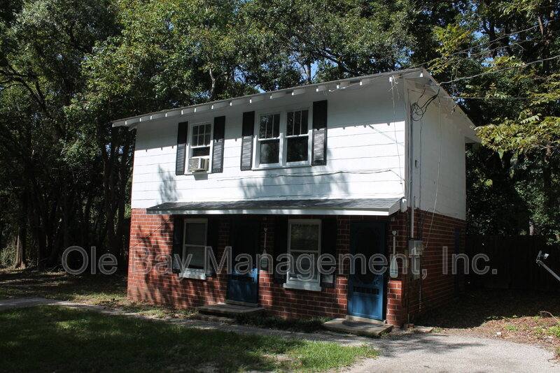 Apartment for rent at 2305-A Hillwood Dr S, Mobile, AL 36605